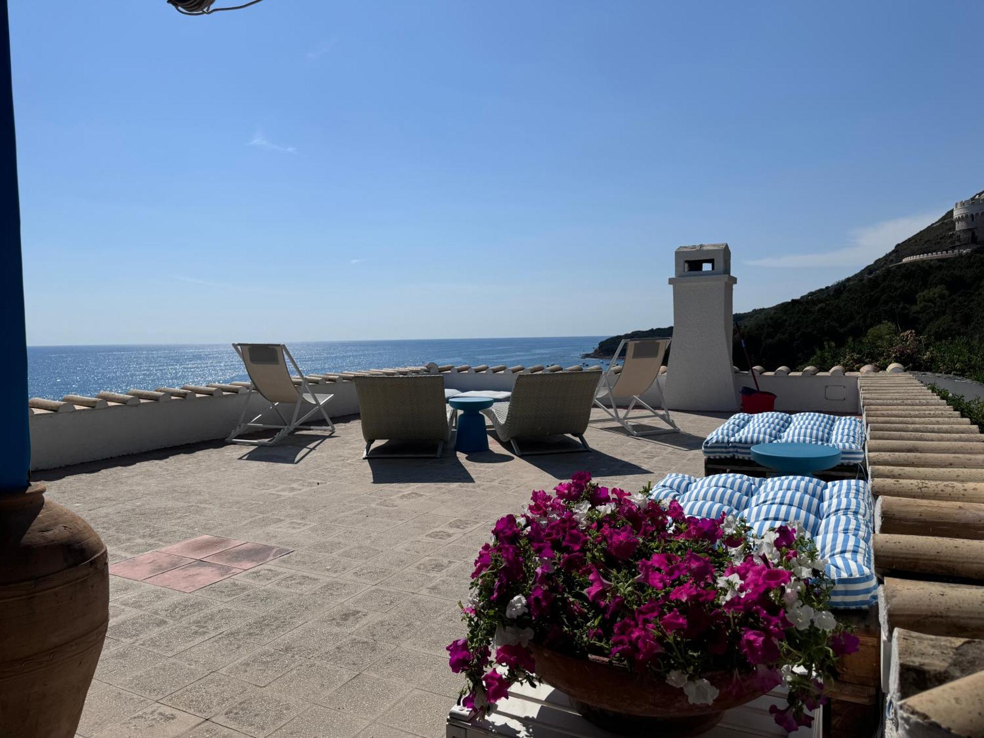 Casa Al Mare Con Spiaggia Privata Condominiale سان فيليس سيرسيو الغرفة الصورة